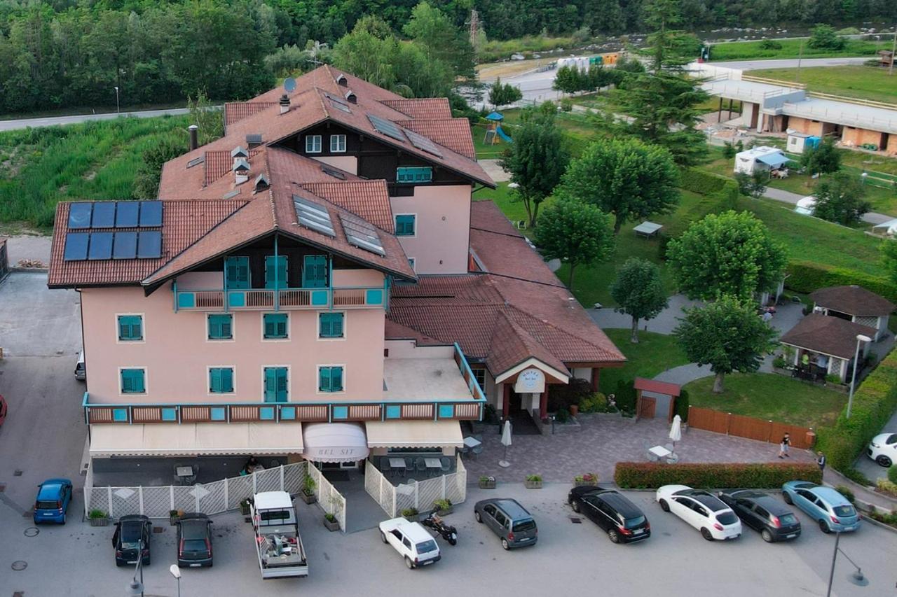 Hotel Bel Sit كومانو تيرمي المظهر الخارجي الصورة